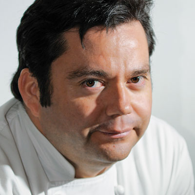 Luis Endía Bilbao Director de Carrera Área Hotelería, Gastronomía y Turismo. INACAP Concepción - Talcahuano.