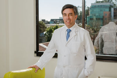 Álvaro Llancaqueo Valeri, director médico.