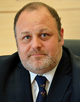 col-RECTOR UST