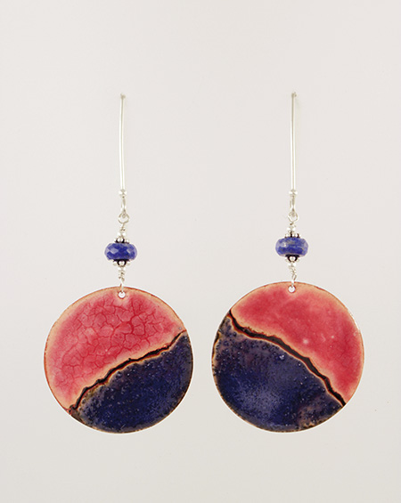 08 Aros de plata y cobre esmaltado con lapislázuli