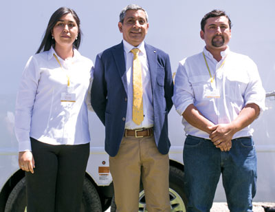 Viviana Puentes, Jefe de Proyecto; John Oviedo, Gerente Biosur, y César Estrada, Jefe de Operaciones.