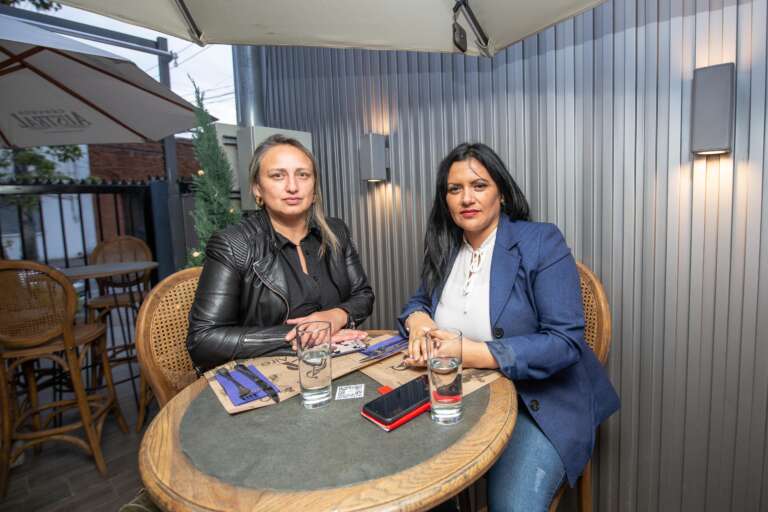 Karen Candia y Angélica Cofré.