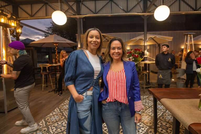 Tania Aguilera y Daniela Castillo.
