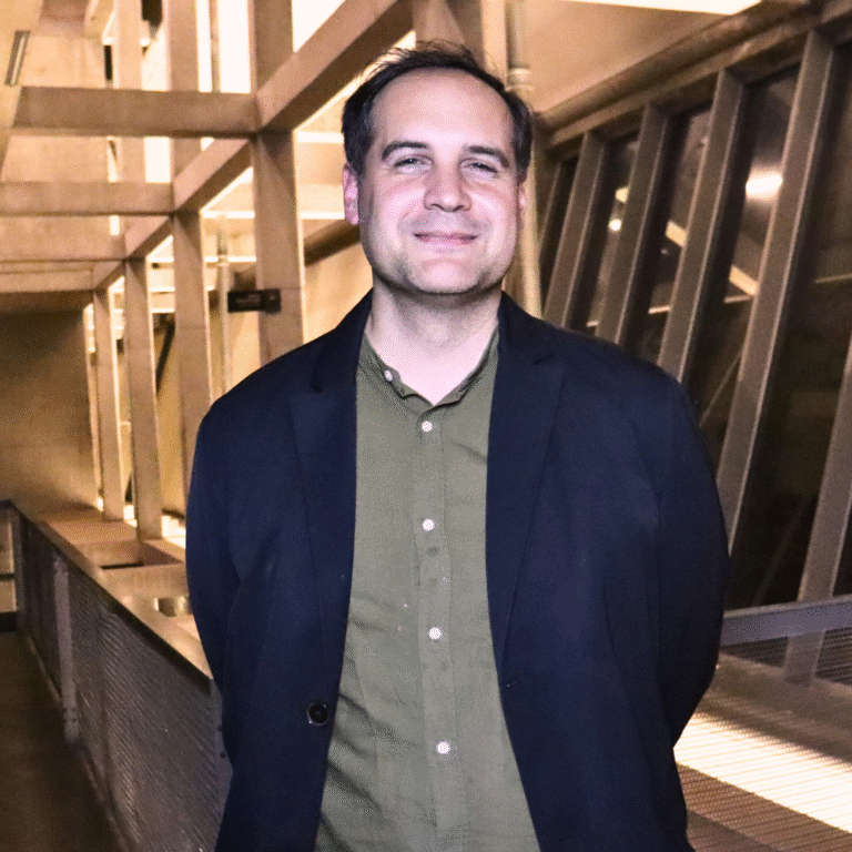 El compositor chileno Rodrigo Herrera, autor del estreno absoluto, estuvo entre el público. | Foto: @imricardinho