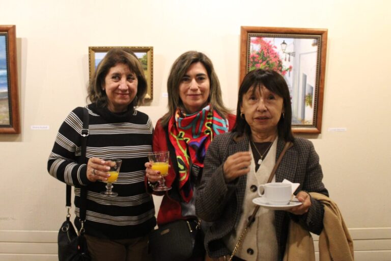 Magaly Moroni, Alejandra Varas y Sol González.
